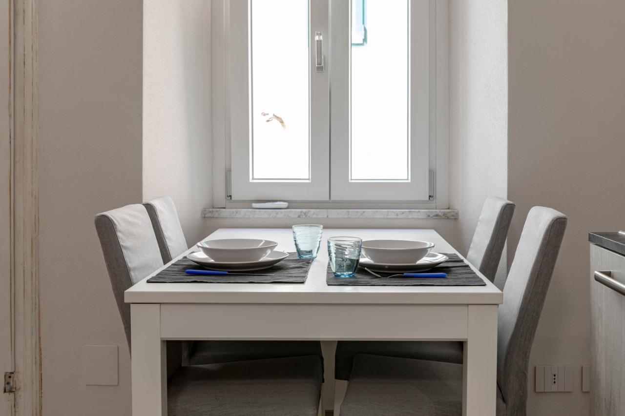 Appartement H11 Piccola Perla A Un Passo Dal Mare à Santo Stefano al Mare Extérieur photo